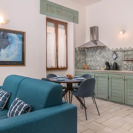 Nuovo Elegante Bilocale A 100mt Dal Porto E Centro * La Maddalena (Sassari)