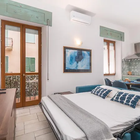 Nuovo Elegante Bilocale A 100mt Dal Porto E Centro La Maddalena (Sassari)